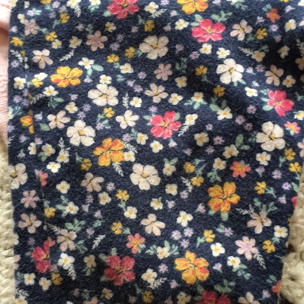 Carter’s toddler girls Bundle of 5 pcs. Sz 18 mo - Picture 6 of 6